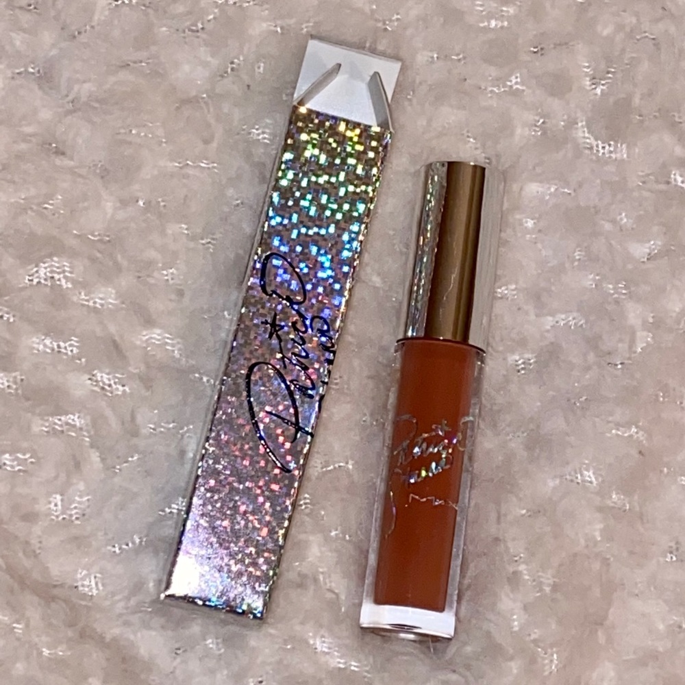 M•A•C x Patrick Starrr Lipglass